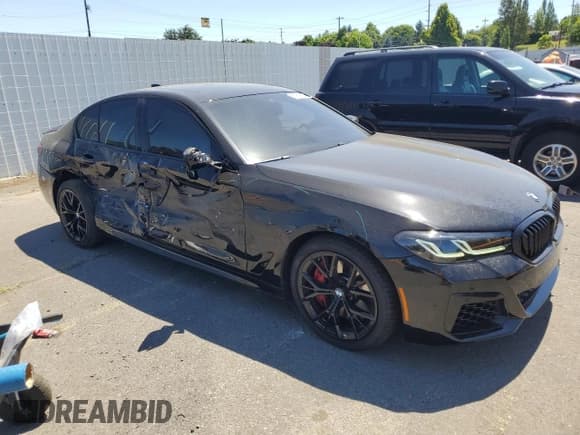 ✅ 2023 BMW 5 Series 540i xDrive • VIN: WBA73BJ02PWX99963 • Lot: 63969205. Listed on Copart with 27,720 mi. Free auction sales archive from the USA and detailed vehicle history report at DreamBid. Image 4.