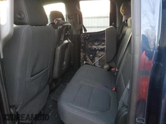 ✅ 2021 GMC Sierra 1500 SLE • VIN: 1GTR9BED9MZ226852 • Лот: 86725224. Опубликован ранее на Copart с пробегом 128 005 миль. Бесплатный доступ к архиву аукционных продаж из США и подробный отчёт об истории автомобиля на DreamBid. Изображение 10.