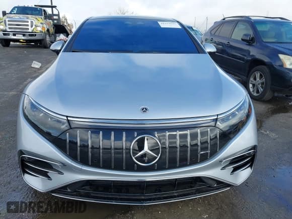 ✅ 2023 Mercedes-Benz EQS AMG • VIN: W1KCG5FB5PA038705 • Lot: 41523621. Listed on IAAI with 10,703 mi. Free auction sales archive from the USA and detailed vehicle history report at DreamBid. Image 12.