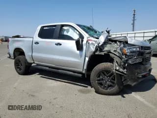 ✅ 2021 Chevrolet Silverado 1500 LT Trail Boss • VIN: 3GCPYFED7MG436819 • Lot: 65375654. Wystawiony na Copart z przebiegiem 16 049 mil. Bezpłatny archiwum sprzedaży aukcyjnych z USA i szczegółowy raport historii pojazdu na DreamBid. Zdjęcie 4.
