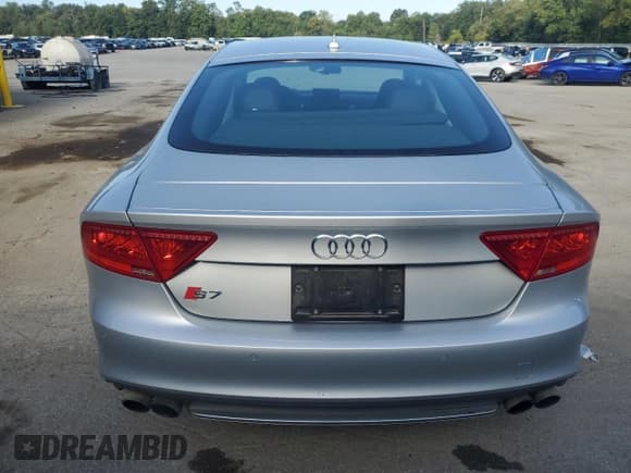 ✅ 2013 Audi S7 Prestige • VIN: WAU32AFC4DN093285 • Lot: 70456505. Listed on Copart with Not provided. Free auction sales archive from the USA and detailed vehicle history report at DreamBid. Image 6.