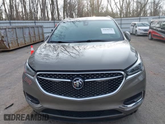 ✅ 2020 Buick Enclave Avenir • VIN: 5GAEVCKW9LJ102522 • Lot: 42030110. Wystawiony na IAAI z przebiegiem 59 806 mil. Bezpłatny archiwum sprzedaży aukcyjnych z USA i szczegółowy raport historii pojazdu na DreamBid. Zdjęcie 12.