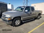 ✅ 2002 Chevrolet Silverado 1500 LS • VIN: 2GCEC19T221394429 • Лот: 74084614. Опубликован ранее на Copart с пробегом 239 920 миль. Бесплатный доступ к архиву аукционных продаж из США и подробный отчёт об истории автомобиля на DreamBid. Изображение 1.