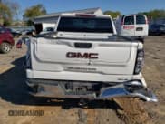 ✅ 2022 GMC Sierra 1500 SLE • VIN: 3GTUUBED3NG551524 • Лот: 52345145. Опубликован ранее на Copart с пробегом 146 967 миль. Бесплатный доступ к архиву аукционных продаж из США и подробный отчёт об истории автомобиля на DreamBid. Изображение 6.