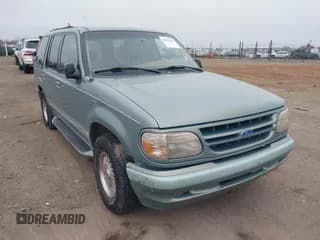 ✅ 1995 Ford Explorer Eddie Bauer • VIN: 1FMDU34X0SZB58637 • Lot: 43916436. Listed on IAAI with 193,286 mi. Free auction sales archive from the USA and detailed vehicle history report at DreamBid. Image 1.