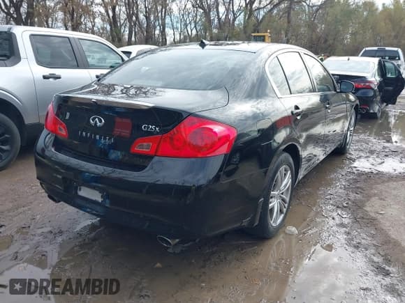 ✅ 2011 Infiniti G25 x • VIN: JN1DV6AR8BM652608 • Lot: 43691775. Listed on IAAI with 146,532 mi. Free auction sales archive from the USA and detailed vehicle history report at DreamBid. Image 4.