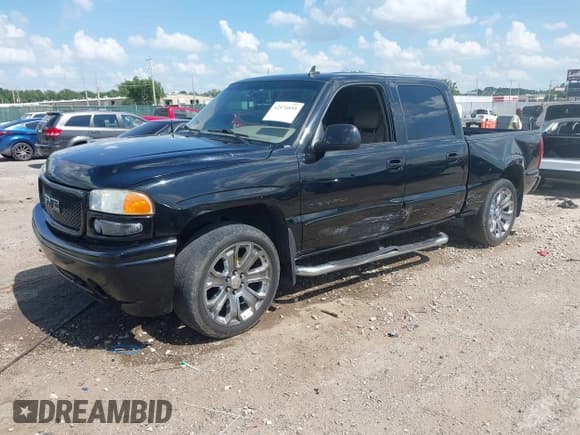 ✅ 2007 GMC Sierra Denali • VIN: 2GTEK63NX71129971 • Lot: 42574539. Wystawiony na IAAI z przebiegiem 155 521 mil. Bezpłatny archiwum sprzedaży aukcyjnych z USA i szczegółowy raport historii pojazdu na DreamBid. Zdjęcie 2.