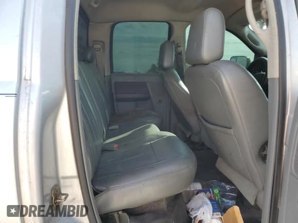 ✅ 2006 Dodge 2500 Laramie • VIN: 1D7KS28C56J176113 • Лот: 76498984. Опубликован ранее на Copart с пробегом 274 014 миль. Бесплатный доступ к архиву аукционных продаж из США и подробный отчёт об истории автомобиля на DreamBid. Изображение 10.