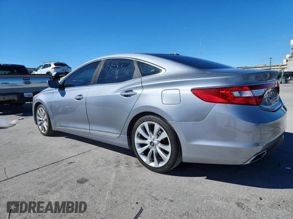 ✅ 2015 Hyundai Azera Limited • VIN: KMHFH4JG0FA495370 • Lot: 92199295. Wystawiony na Copart z przebiegiem 98 530 mil. Bezpłatny archiwum sprzedaży aukcyjnych z USA i szczegółowy raport historii pojazdu na DreamBid. Zdjęcie 2.