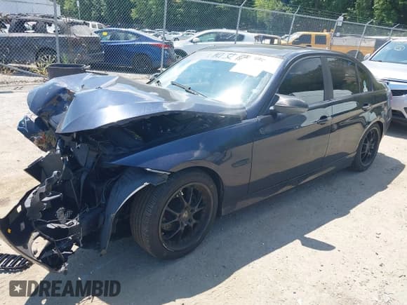 ✅ 2007 BMW 3 Series 328xi • VIN: WBAVC93567K034206 • Lot: 42954995. Listed on IAAI with 122,423 mi. Free auction sales archive from the USA and detailed vehicle history report at DreamBid. Image 17.