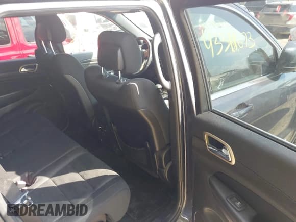 ✅ 2016 Jeep Grand Cherokee Laredo • VIN: 1C4RJFAG1GC443222 • Лот: 43361673. Опубликован ранее на IAAI с пробегом 117 058 миль. Бесплатный доступ к архиву аукционных продаж из США и подробный отчёт об истории автомобиля на DreamBid. Изображение 8.