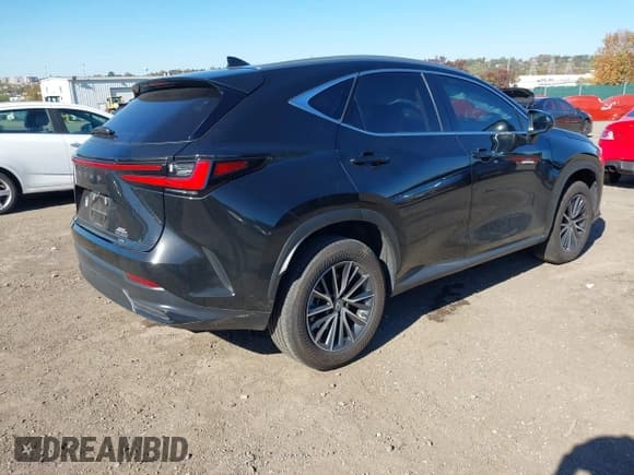 ✅ 2025 Lexus NX 350 • VIN: 2T2AGCEZXSC077021 • Lot: 43507055. Wystawiony na IAAI z przebiegiem 10 504 mil. Bezpłatny archiwum sprzedaży aukcyjnych z USA i szczegółowy raport historii pojazdu na DreamBid. Zdjęcie 4.