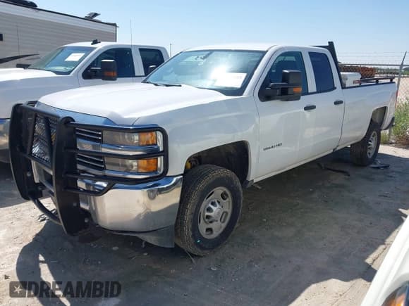 ✅ 2018 Chevrolet Silverado 2500HD Work Truck • VIN: 1GB2CUEG8JZ317412 • Lot: 42549203. Wystawiony na IAAI z przebiegiem 229 057 mil. Bezpłatny archiwum sprzedaży aukcyjnych z USA i szczegółowy raport historii pojazdu na DreamBid. Zdjęcie 2.