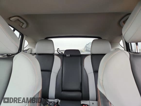 ✅ 2019 Subaru Crosstrek Limited • VIN: JF2GTANC2KH205629 • Лот: 86586785. Опубликован ранее на Copart с пробегом 33 322 миль. Бесплатный доступ к архиву аукционных продаж из США и подробный отчёт об истории автомобиля на DreamBid. Изображение 10.