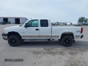 ✅ 2004 Chevrolet Silverado 2500HD LT • VIN: 1GCHK29154E180718 • Лот: 42676705. Опубликован ранее на IAAI с пробегом 270 973 миль. Бесплатный доступ к архиву аукционных продаж из США и подробный отчёт об истории автомобиля на DreamBid. Изображение 13.