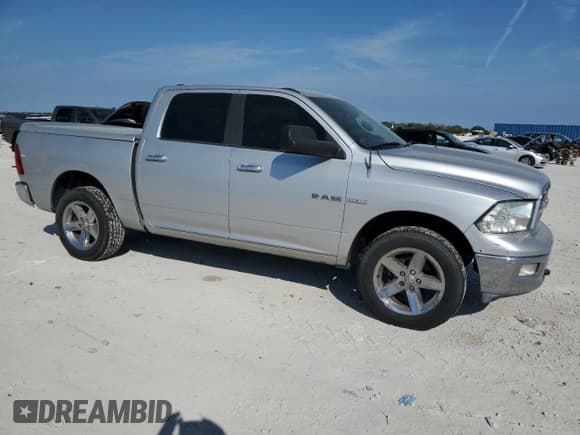 ✅ 2010 Dodge 1500 SLT • VIN: 1D7RB1CT6AS101682 • Lot: 43105495. Wystawiony na Copart z przebiegiem 158 848 mil. Bezpłatny archiwum sprzedaży aukcyjnych z USA i szczegółowy raport historii pojazdu na DreamBid. Zdjęcie 4.