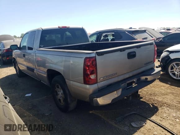 ✅ 2003 Chevrolet Silverado 1500 • VIN: 2GCEC19V731173976 • Лот: 69160134. Опубликован ранее на Copart с пробегом Не указан. Бесплатный доступ к архиву аукционных продаж из США и подробный отчёт об истории автомобиля на DreamBid. Изображение 2.