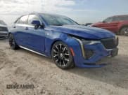 ✅ 2020 Cadillac CT4 Sport • VIN: 1G6DC5RK8L0123272 • Лот: 63840525. Опубликован ранее на Copart с пробегом 57 876 миль. Бесплатный доступ к архиву аукционных продаж из США и подробный отчёт об истории автомобиля на DreamBid. Изображение 4.