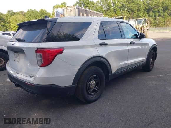 ✅ 2020 Ford Police Interceptor Utility • VIN: 1FM5K8AW7LGB07507 • Лот: 43015967. Опубликован ранее на IAAI с пробегом 98 052 миль. Бесплатный доступ к архиву аукционных продаж из США и подробный отчёт об истории автомобиля на DreamBid. Изображение 4.