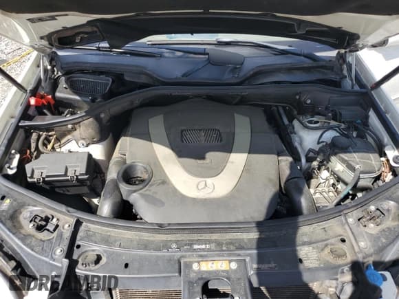 ✅ 2008 Mercedes-Benz M 550 • VIN: 4JGBB72E98A412553 • Lot: 61350025. Wystawiony na Copart z przebiegiem 154 355 mil. Bezpłatny archiwum sprzedaży aukcyjnych z USA i szczegółowy raport historii pojazdu na DreamBid. Zdjęcie 12.