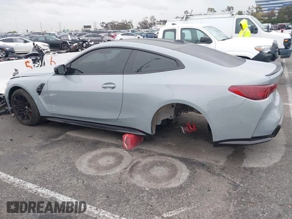 ✅ 2025 BMW M4 Competition • VIN: WBS23HK01SCS82865 • Lot: 41796960. Listed on IAAI with 6,808 mi. Free auction sales archive from the USA and detailed vehicle history report at DreamBid. Image 15.