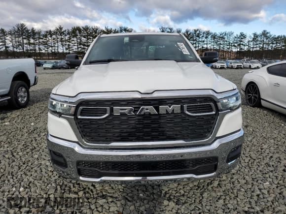 ✅ 2025 Ram 1500 Big Horn • VIN: 1C6SRFFP0SN562192 • Lot: 91766745. Wystawiony na Copart z przebiegiem 25 705 mil. Bezpłatny archiwum sprzedaży aukcyjnych z USA i szczegółowy raport historii pojazdu na DreamBid. Zdjęcie 5.