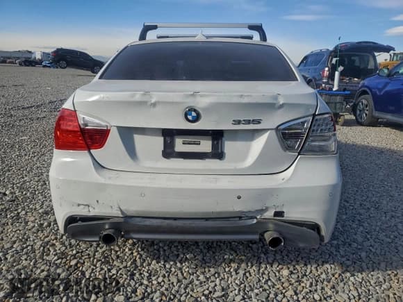 ✅ 2007 BMW 3 Series 335xi • VIN: WBAVD53507A007370 • Lot: 95129965. Listed on Copart with 181,454 mi. Free auction sales archive from the USA and detailed vehicle history report at DreamBid. Image 6.