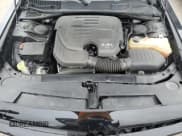 ✅ 2018 Dodge Challenger SXT Plus • VIN: 2C3CDZAG0JH202209 • Lot: 41010894. Wystawiony na Copart z przebiegiem 74 392 mil. Bezpłatny archiwum sprzedaży aukcyjnych z USA i szczegółowy raport historii pojazdu na DreamBid. Zdjęcie 11.