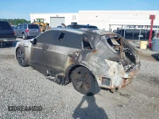 ✅ 2024 Audi Q8 e-tron Premium Plus • VIN: WA15AAGE7RB025662 • Lot: 42468960. Wystawiony na IAAI z przebiegiem Nie podano. Bezpłatny archiwum sprzedaży aukcyjnych z USA i szczegółowy raport historii pojazdu na DreamBid. Zdjęcie 3.