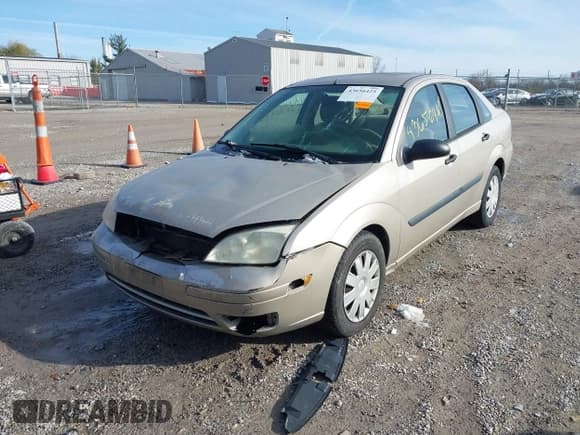 ✅ 2006 Ford Focus S • VIN: 1FAFP34N96W104334 • Lot: 43656425. Listed on IAAI with 131,370 mi. Free auction sales archive from the USA and detailed vehicle history report at DreamBid. Image 2.