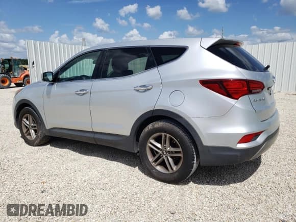 ✅ 2017 Hyundai Santa Fe 2.4L • VIN: 5XYZT3LB6HG486185 • Лот: 70455354. Опубликован ранее на Copart с пробегом 111 906 миль. Бесплатный доступ к архиву аукционных продаж из США и подробный отчёт об истории автомобиля на DreamBid. Изображение 2.
