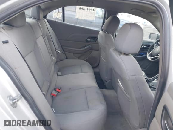 ✅ 2015 Chevrolet Malibu LS • VIN: 1G11B5SL9FF101555 • Lot: 43641466. Listed on IAAI with 226,993 mi. Free auction sales archive from the USA and detailed vehicle history report at DreamBid. Image 8.