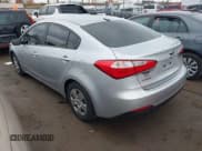 ✅ 2015 Kia Forte LX • VIN: KNAFK4A62F5386007 • Лот: 43693879. Опубликован ранее на IAAI с пробегом 206 952 миль. Бесплатный доступ к архиву аукционных продаж из США и подробный отчёт об истории автомобиля на DreamBid. Изображение 3.