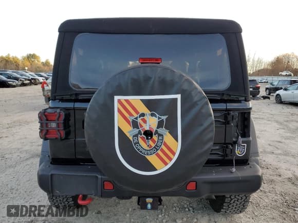 ✅ 2019 Jeep Wrangler Rubicon • VIN: 1C4HJXCGXKW620839 • Лот: 82902314. Опубликован ранее на Copart с пробегом 35 607 миль. Бесплатный доступ к архиву аукционных продаж из США и подробный отчёт об истории автомобиля на DreamBid. Изображение 6.