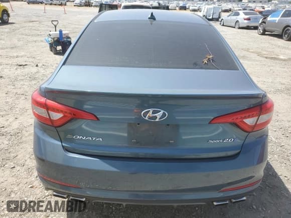 ✅ 2015 Hyundai Sonata Sport • VIN: 5NPE34AB4FH041375 • Lot: 60552885. Wystawiony na Copart z przebiegiem 174 794 mil. Bezpłatny archiwum sprzedaży aukcyjnych z USA i szczegółowy raport historii pojazdu na DreamBid. Zdjęcie 6.