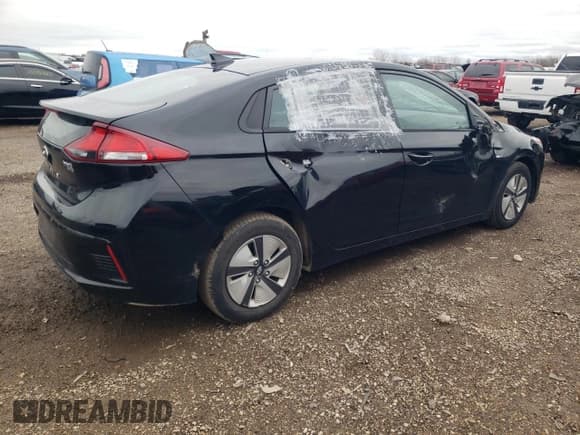 ✅ 2019 Hyundai Ioniq Blue • VIN: KMHC65LC0KU178528 • Lot: 81238754. Wystawiony na Copart z przebiegiem 116 079 mil. Bezpłatny archiwum sprzedaży aukcyjnych z USA i szczegółowy raport historii pojazdu na DreamBid. Zdjęcie 3.