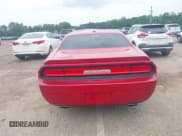 ✅ 2013 Dodge Challenger R/T Classic • VIN: 2C3CDYBT3DH560186 • Lot: 42291962. Wystawiony na IAAI z przebiegiem 80 624 mil. Bezpłatny archiwum sprzedaży aukcyjnych z USA i szczegółowy raport historii pojazdu na DreamBid. Zdjęcie 17.