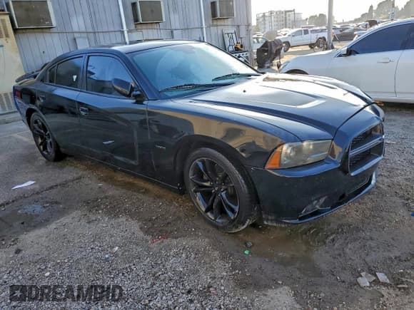 ✅ 2012 Dodge Charger RT Plus • VIN: 2C3CDXCTXCH280305 • Lot: 94971195. Wystawiony na Copart z przebiegiem 158 292 mil. Bezpłatny archiwum sprzedaży aukcyjnych z USA i szczegółowy raport historii pojazdu na DreamBid. Zdjęcie 4.