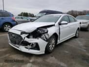 ✅ 2019 Hyundai Sonata SE • VIN: 5NPE24AF9KH781567 • Lot: 42232913. Listed on Copart with 34,154 mi. Free auction sales archive from the USA and detailed vehicle history report at DreamBid. Image 1.