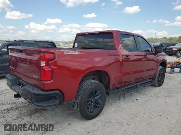 ✅ 2021 Chevrolet Silverado 1500 Custom Trail Boss • VIN: 1GCPYCEF9MZ387283 • Лот: 72067834. Опубликован ранее на Copart с пробегом 60 068 миль. Бесплатный доступ к архиву аукционных продаж из США и подробный отчёт об истории автомобиля на DreamBid. Изображение 3.