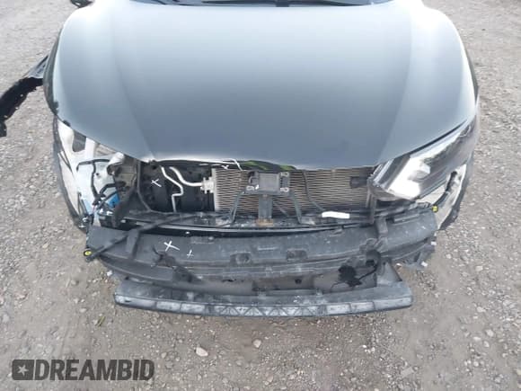 ✅ 2020 Nissan Rogue S • VIN: JN1BJ1CW9LW371562 • Lot: 43277857. Listed on IAAI with 77,110 mi. Free auction sales archive from the USA and detailed vehicle history report at DreamBid. Image 6.