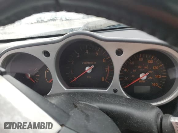 ✅ 2005 Nissan 350Z • VIN: JN1AZ34D65M601151 • Лот: 80855494. Опубликован ранее на Copart с пробегом Не указан. Бесплатный доступ к архиву аукционных продаж из США и подробный отчёт об истории автомобиля на DreamBid. Изображение 9.