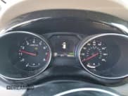 ✅ 2018 Kia Sedona SX-L • VIN: KNDME5C16J6389102 • Lot: 91436945. Wystawiony na Copart z przebiegiem 105 615 mil. Bezpłatny archiwum sprzedaży aukcyjnych z USA i szczegółowy raport historii pojazdu na DreamBid. Zdjęcie 9.