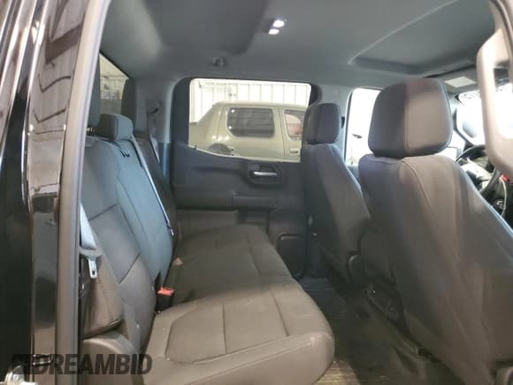 ✅ 2021 Chevrolet Silverado 1500 Custom • VIN: 3GCPYBEK5MG286457 • Лот: 90343775. Опубликован ранее на Copart с пробегом 71 762 миль. Бесплатный доступ к архиву аукционных продаж из США и подробный отчёт об истории автомобиля на DreamBid. Изображение 10.