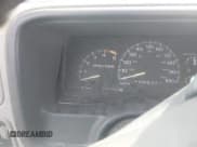 ✅ 1995 GMC Sierra 1500 • VIN: 2GTEC19K2S1553540 • Lot: 43313365. Wystawiony na IAAI z przebiegiem 275 089 mil. Bezpłatny archiwum sprzedaży aukcyjnych z USA i szczegółowy raport historii pojazdu na DreamBid. Zdjęcie 7.