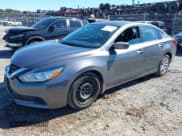 ✅ 2017 Nissan Altima S • VIN: 1N4AL3AP6HC164331 • Lot: 43438815. Wystawiony na IAAI z przebiegiem 43 217 mil. Bezpłatny archiwum sprzedaży aukcyjnych z USA i szczegółowy raport historii pojazdu na DreamBid. Zdjęcie 2.