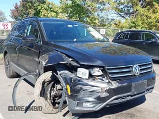 ✅ 2018 Volkswagen Tiguan SEL • VIN: 3VV2B7AXXJM028279 • Лот: 43462068. Опубликован ранее на IAAI с пробегом 46 190 миль. Бесплатный доступ к архиву аукционных продаж из США и подробный отчёт об истории автомобиля на DreamBid. Изображение 1.