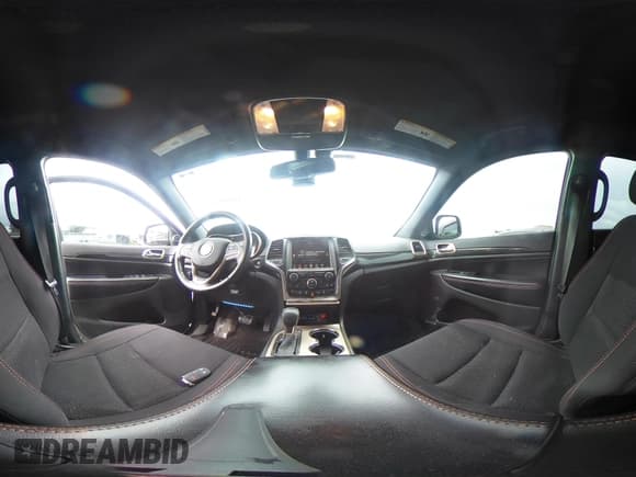 ✅ 2016 Jeep Grand Cherokee Laredo • VIN: 1C4RJEAG3GC346064 • Лот: 41979172. Опубликован ранее на IAAI с пробегом 121 063 миль. Бесплатный доступ к архиву аукционных продаж из США и подробный отчёт об истории автомобиля на DreamBid. Изображение 18.