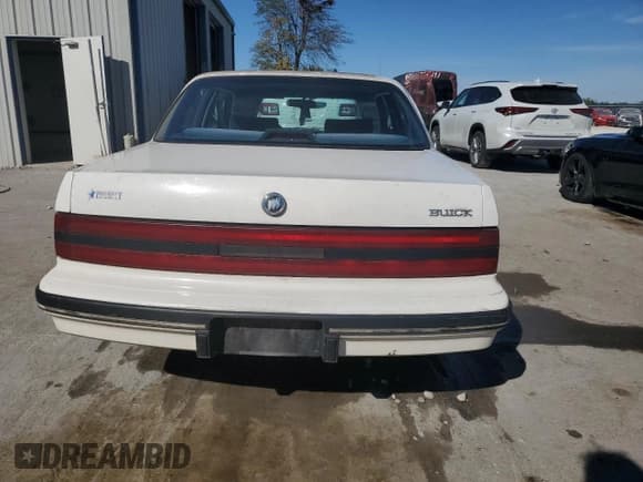 ✅ 1992 Buick Century Special • VIN: 1G4AG54N3N6480148 • Лот: 75562664. Опубликован ранее на Copart с пробегом 145 469 миль. Бесплатный доступ к архиву аукционных продаж из США и подробный отчёт об истории автомобиля на DreamBid. Изображение 6.