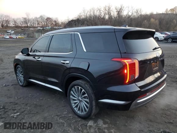 ✅ 2023 Hyundai Palisade Calligraphy • VIN: KM8R7DGEXPU507482 • Лот: 81332194. Опубликован ранее на Copart с пробегом 27 010 миль. Бесплатный доступ к архиву аукционных продаж из США и подробный отчёт об истории автомобиля на DreamBid. Изображение 2.